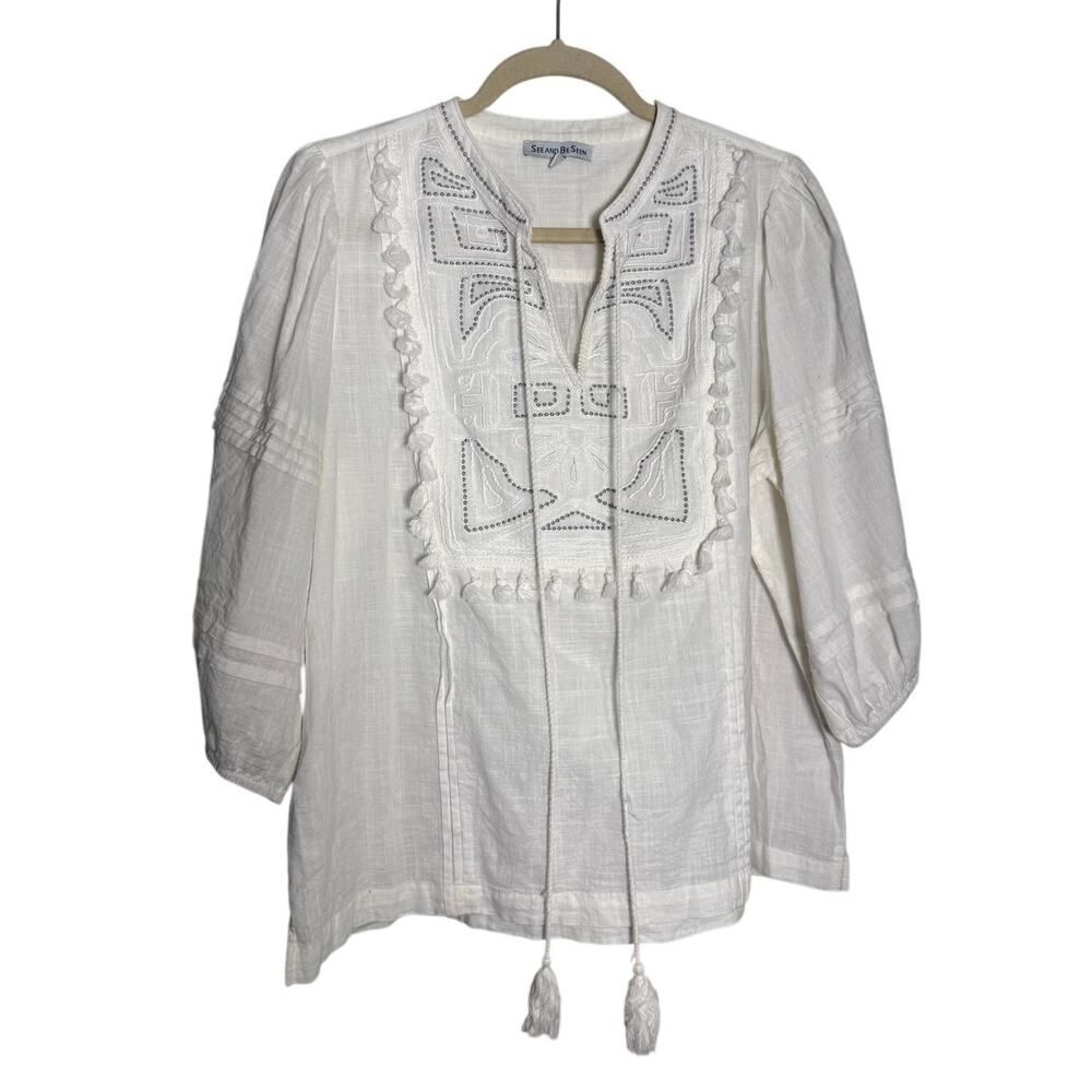 See and Be Seen White Embroidered Peasant Top Sz. L